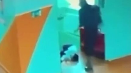 Мальчик упал с лестницы в школе Астаны: заведено уголовное дело