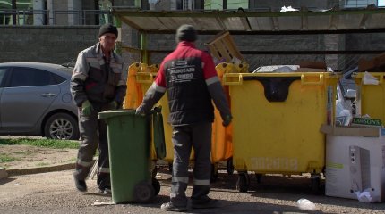 "Қазір ешкімнің қоқысты бөліп отыруға уақыты жоқ", - тұрғын