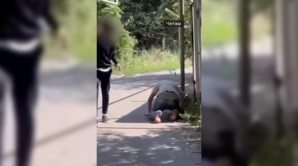 Избивших мужчину подростков в Алматы простили и отпустили