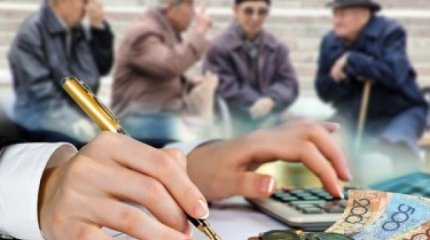 Келесте 3 әйел бірігіп, зейнеткердің атынан ірі көлемде несие рәсімдеген