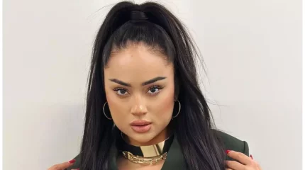 "Жұғысты болсын": актриса Анар Батырхан су жаңа пәтер алды