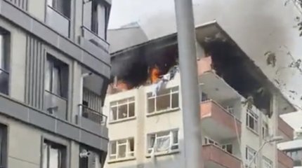 Мощный взрыв прогремел в туристическом районе Стамбула