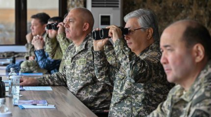 Мемлекет басшысы «Батыл тойтарыс-2023» әскери оқу-жаттығу жиынына барды