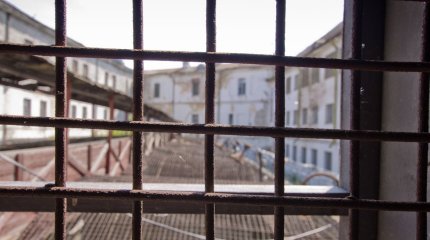 Түрмеде отырған 1 мыңнан астам адам есірткіге тәуелді - ІІМ