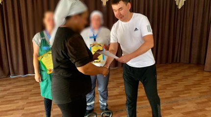 В женской колонии выбрали самую сильную заключенную