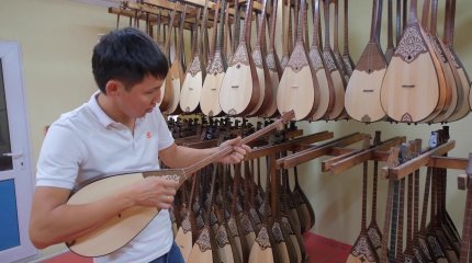 Атырауда әкелі-балалы шеберлер ұлттық өнерге өлшеусіз үлес қосып келеді