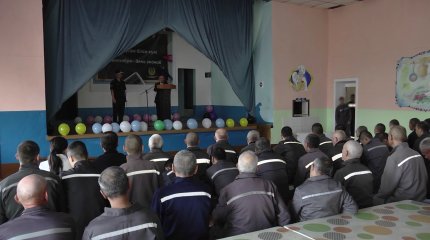 175 осуждённых в Павлодаре вновь сели за школьные парты