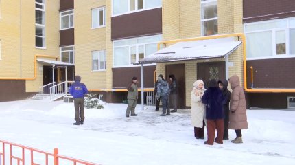 Жители жилого комплекса в Актобе массово отравились хлором