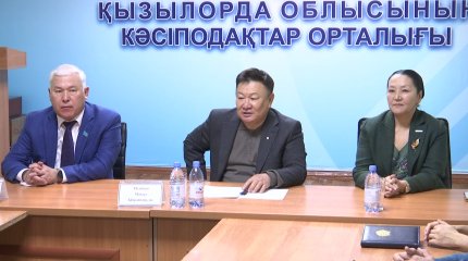 Мәжіліс депутаттары аймақтарды аралап, тұрғындармен кездесуде