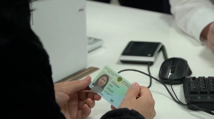 15 жыл құжатсыз жүрген келіншек Қазақстан азаматтығын алды