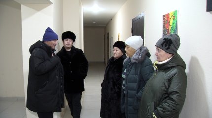 Жетпістен асқан тұрғындар баспалдақтың 165 сатысын басып сыртқа шығады