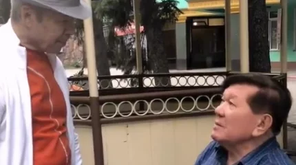 «Желіні шулатты». Мұхтар Шаханов пен Нұрғали Нүсіпжановтың қарттар үйінде кездескені рас па?
