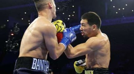 Казахстанский боксёр Жанибек Алимханулы претендует на лучший нокаут года
