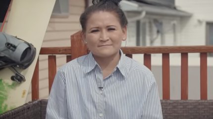 "Мен тірідей тозаққа түстім": Шетелдіктер асырап алған қыз жанайқайын жеткізді