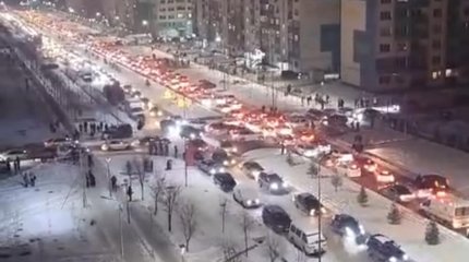 Алматылықтар жаппай қаладан кетіп жатыр