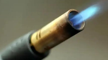 Моңғолияда 60 тонналық газ таситын көлік жарылды