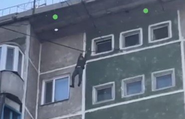 Мужчина погиб при падении с десятиэтажной высоты в Павлодаре