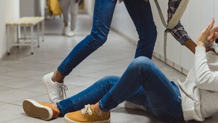 Астанчанин отсудил деньги за буллинг сына в спортшколе