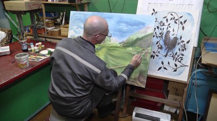 Заключённый изготовил для слепых бюст Луи Брайля