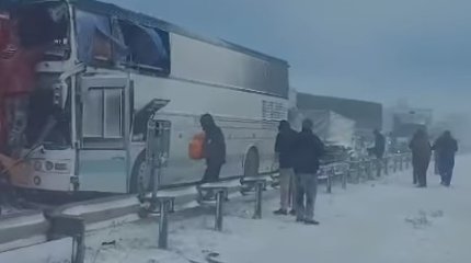 25 человек пострадали в ДТП с автобусами и грузовиками в Жамбылской области (ВИДЕО)