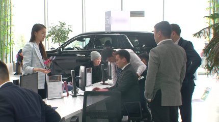 Қазақстанда несиеге көлік алатындар көбейді
