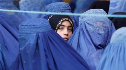 Талибы начали аресты женщин за "неправильный хиджаб", - СМИ