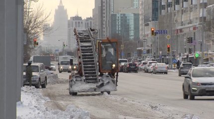 Астанадағы қалың қарды тазалауға 1700 техника, 2500 адам жұмылдырылды