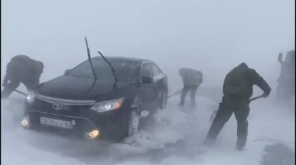 Непогода застала врасплох несколько регионов Казахстана