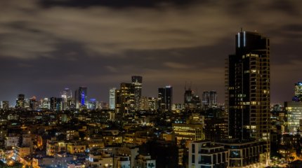 Неизвестные открыли стрельбу по прохожим в Тель-Авиве: 4 человека погибли