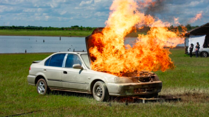 Жетісу облысында өртенген көліктен ер адамның мәйіті табылды