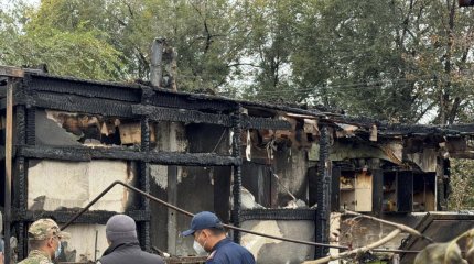 Семье убитого в Талгаре Шерзата Болата помогут восстановить сгоревший дом