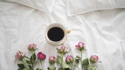 Интересные знакомства, сюрпризы, встречи с родными: воскресный гороскоп на 13 октября