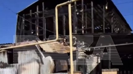 Школьник сжёг соседский дом и машину, пока играл с спичками