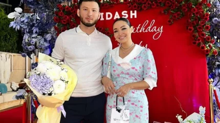 "Жарын қызғану бүкіл ер-азаматқа тән": Аша Матай жолдасының отбасында қандай адам екенін айтты