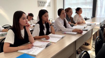 "Түлектердің 70 пайызы мамандық таңдаудан қиналады", - депутат