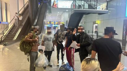 Пәкістаннан келген туристер елден мәжбүрлі түрде шығарылды