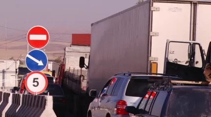 Шесть иностранцев погибли в ДТП с грузовиком в Мангистауской области