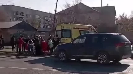 Астанада мектеп маңындағы жаяу жүргіншілер өткелінде баланы көлік қағып кетті