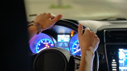 Қызметтік көлікпен нан алуға барған: СҚО-да әкімнің орынбасары жазаланды