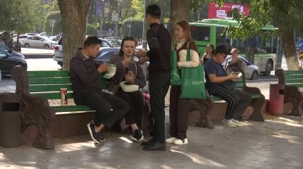 Халықтық штаб белсенділері көпшілік орындарда түсіндірме жұмыстарын жүргізуде