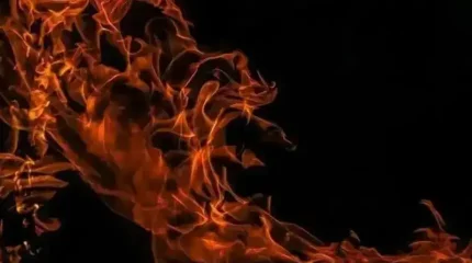 Астанада газ баллондарын тиеген жүк көлігі мен тағы үш жеңіл көлік өртенді