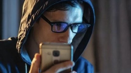 Столичный подросток обманул десятки человек на 11 миллионов тенге