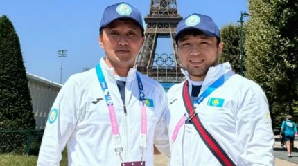 Елдос Сметовтің бапкерінің айлық жалақысына 4 миллион теңге қосылды