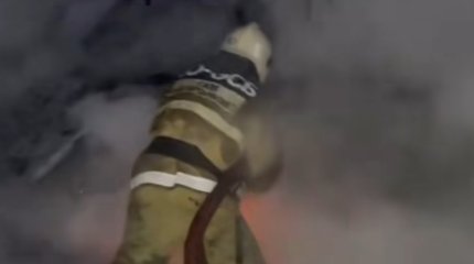 Квартира с ребёнком внутри загорелась в Астане