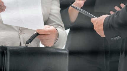 Өзін блогер санайтын кейбір адамдар әкімнің әр қадамын аңдуды әдетке айналдырды – Тоқаев