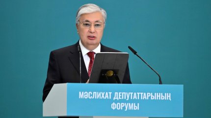 Соцсети могут превратить в самых настоящих зомби: Токаев высказался о безопасности детей