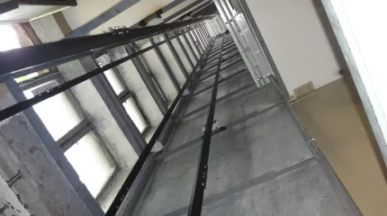 Мужчина погиб при обрушении лифта в Караганде