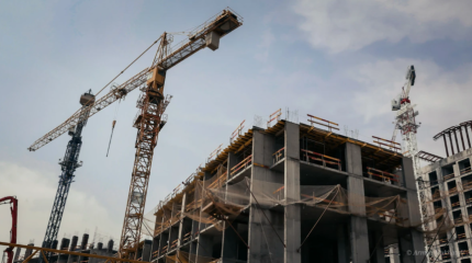 Елордада 37 тұрғын үй заңсыз салынып жатыр