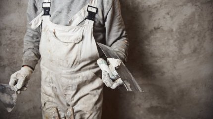 Қостанайда жұмысшы бетон араластырғышқа құлап, көз жұмды