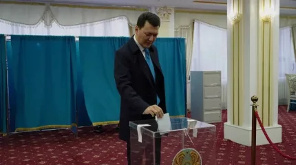 "ТМД және Орталық Азияда референдум өткізіп жатқан бірден-бір елміз", – Ерлан Қарин